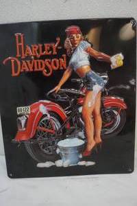 lot 184 image: Harley Davidson sign