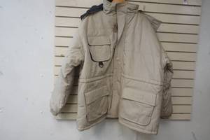 lot 194 image: winter coat