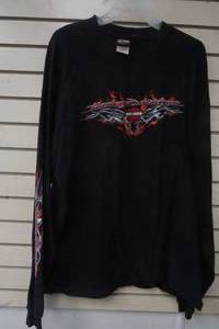 lot 199 image: Harley Davidson shirt