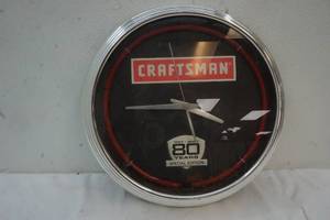 lot 215 image: Craftsman clock