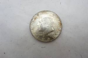 lot 231 image: Kennedy half dollar