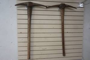 lot 295 image: pickaxes