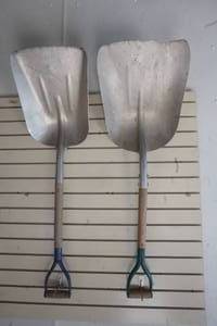 lot 307 image: grain shovels