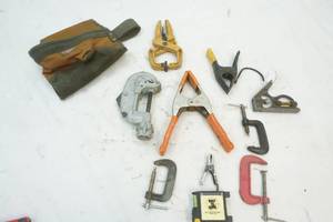 lot 315 image: clamps