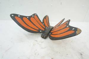 lot 334 image: Butterfly