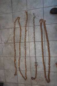 lot 351 image: chains