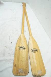 lot 394 image: Feather Brand oars