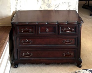 lot 14 image: Gorgeous Three Drawer Dresser by Hickory Chair