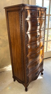 lot 13 image: Lovely Vintage Lingerie Dresser by White Fine Furniture