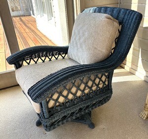 lot 85 image: Beautiful Blue Swivel Rocking Chair