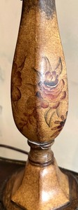 lot 89 image: Elegant Table Lamp