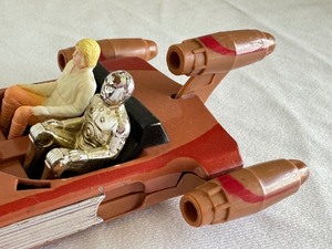 lot 51 image: Vintage 1978 Star Wars Land Cruiser