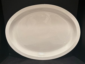 lot 115 image: Wonderful White GTB Platter and 2 JRM Serving Bowls
