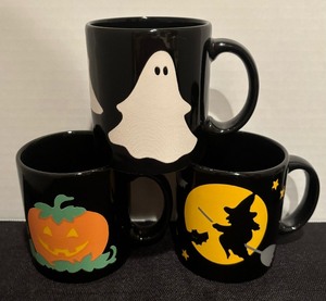 lot 120 image: Set of Six Waechtersbach Halloween Mugs
