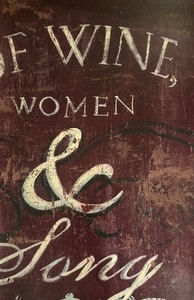 lot 122 image: Fine Wine Decor