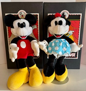 lot 211 image: Gund Limited Edition Introducing Antique Mickey and Minnie Mouse Plush Figurines