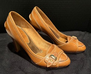 lot 170 image: Lovely Heeled Leather Shoes by Cole Haan