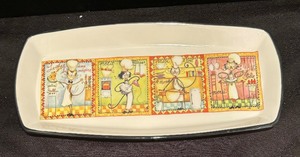 lot 176 image: Fun Platter and Plates by Cat Chef
