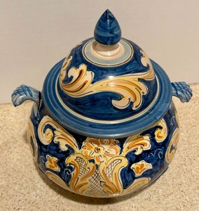 lot 231 image: Elegant Footed Lidded Vessel by Concreta of Italy