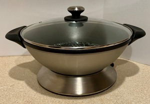 lot 234 image: Breville Hot Wok Pro