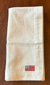 lot 257 image: 20 Embroidered American Flag Cloth Napkins
