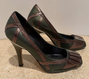 lot 258 image: Cole Haan Heeled Shoes