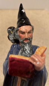 lot 261 image: The Wizard Royal Doulton Figurine