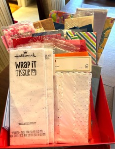 lot 300 image: Gift Bags, Tissue Paper and Ribbon