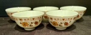 lot 315 image: Five Beautiful Rice Bowls with Spoons