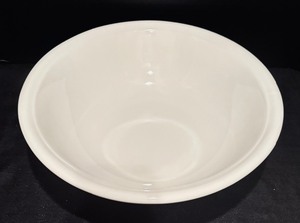 lot 327 image: JRM Ceramica Serving Bowl