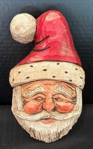 lot 392 image: Wonderful Wooden Santa Decor