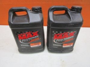 lot 95 image: (Approx) 4 gal Automatic Transmission Fluid