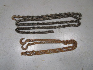 lot 111 image: Log Chains