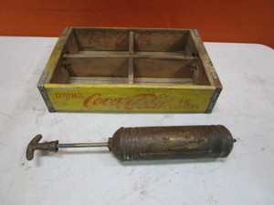 lot 128 image: Vintage Coca-Cola Crate & Brass Sprayer