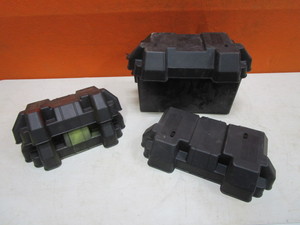 lot 136 image: RVMarine Battery Box & Covers