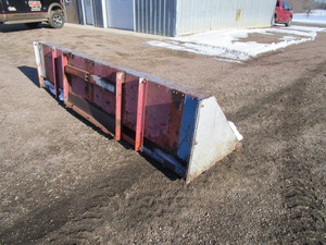 lot 5-A image: 10 Skidsteer Snow Bucket