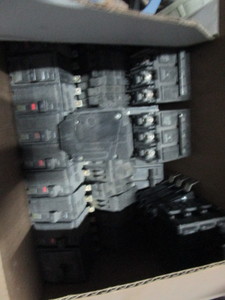 lot 10-B image: Pallet of Electrical Items