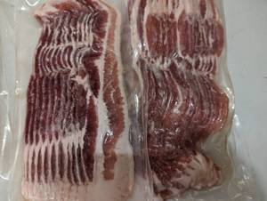 2 Lbs of Daily Choice Hickory Smoked Bacon (3 X 12 oz Packages)