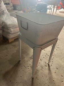 Wash Stand
