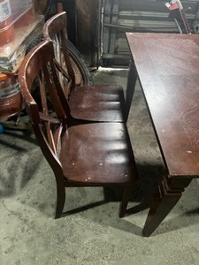 Table with 2 Chairs