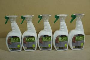 lot 35 image: 5 36oz Bona Hard-Surface Floor Cleaner