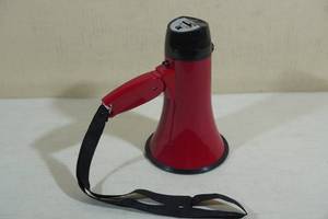 lot 47 image: Earth Quake Co Bullhorn with Siren