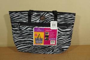 lot 139 image: Protg Laptop Tote