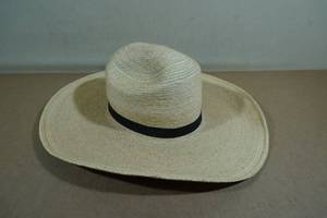 lot 149 image: Big Bend Saddlery Palm Leaf Hat 7-34
