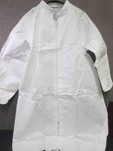 Case of 25 Fisher XL White Disposab...