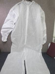 Case of 50 XL White Zip Disposable ...
