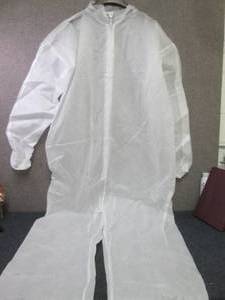 Case of 50 XL White Zip Disposable ...