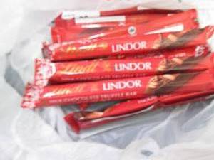 12 Lindor Truffle Bars...