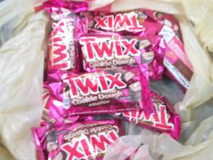 12- 1.36 oz Twix Cookie Dough...