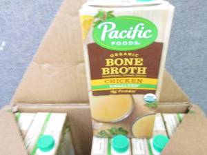 12- 32 oz Pacific Foods Chicken Bon...